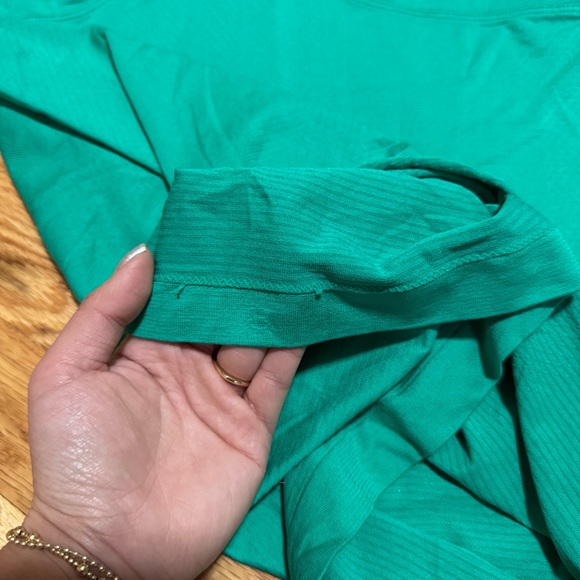 Lululemon Swiftly Tech Racerback Tank Top 2.0 bundle Purple and Kelly Green - Picture 7 of 9